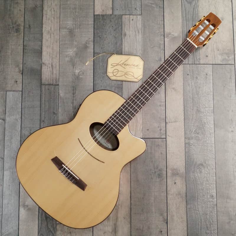 Kremona Lulo Reinhardt 'Kiano' Signature Series, Gloss Natural (Hand Signed) image 1