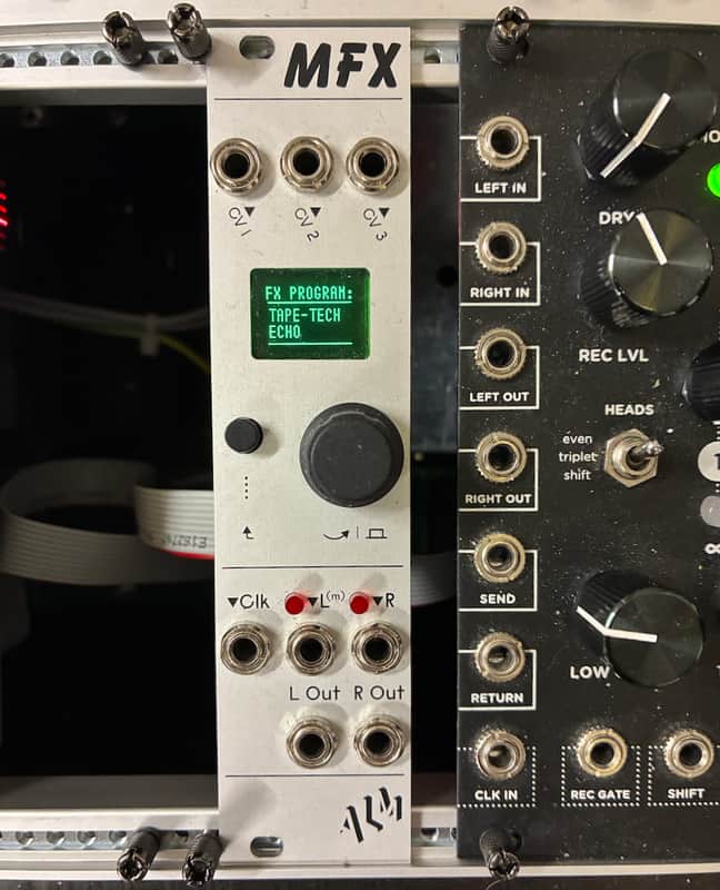 ALM/Busy Circuits ALM032 MFX Stereo Multi-Effects Processor Eurorack Synth Module