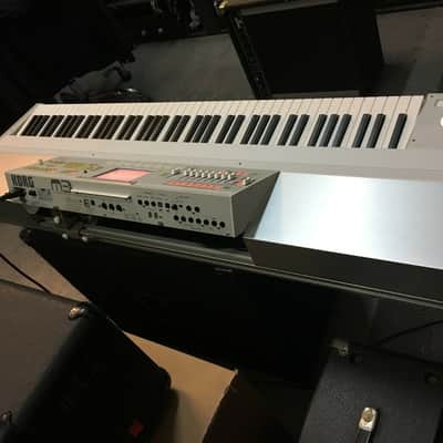 Korg M3 88 Weighted keys keyboard , Touch Screen LCD ,Clean //ARMENS// image 5