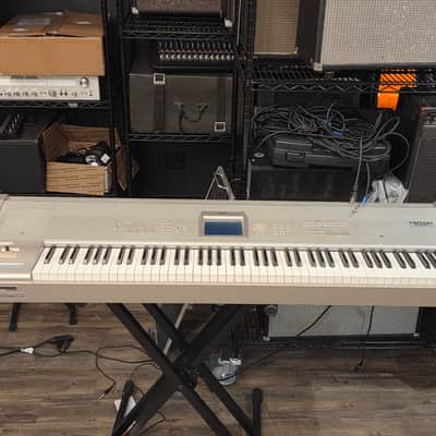 Korg Triton Studio 88-Key 120-Voice Polyphonic Workstation w/ Korg Footswitch