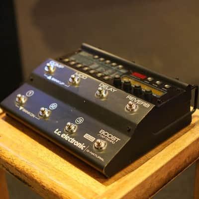 TC Electronic G Natural Acoustic Guitar and Microphone Effects Pedal - Used image 2