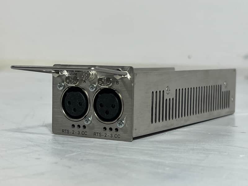 Clear-Com Hli-2W2 HelixNet 2-Wire Interface Module #17190 (One)THS image 1
