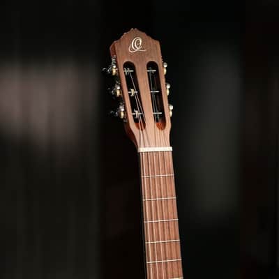 Ortega RST5M Student Series 4/4 Classical Guitar 6-String - Natural image 18