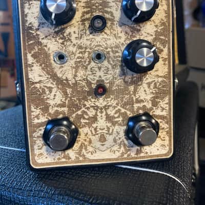 Locust Temple Crafts Insane High Gain Fuzz VIDEO WiLd! - Black Brown image 1