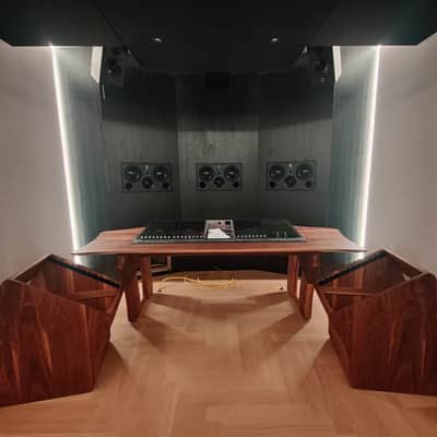 Walnut Desk For Avid S4 - custom studio furniture image 3