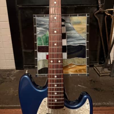 Fender Kurt Cobain Mustang 2012 - 2013 Dark Lake Placid Blue with Stripe image 5