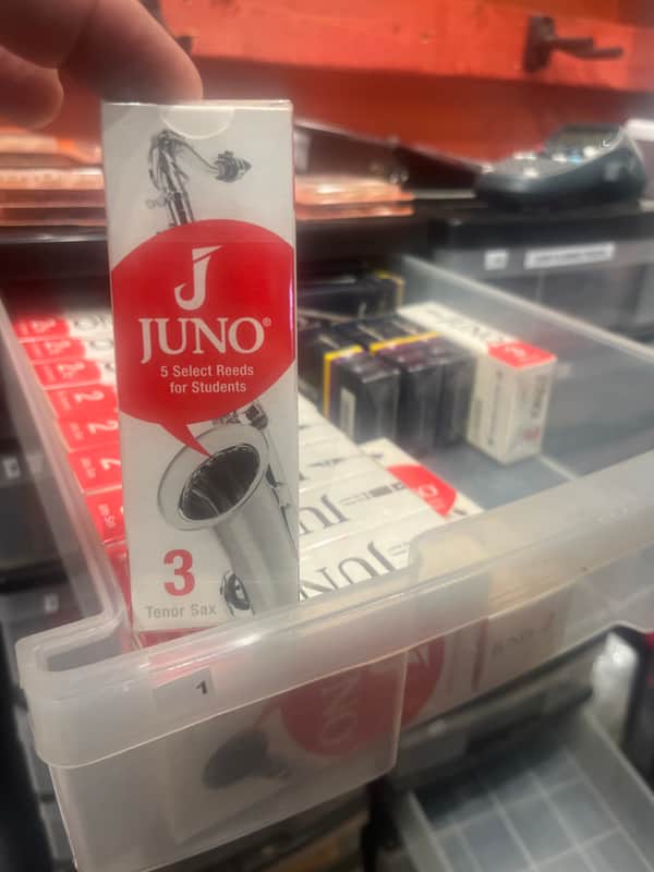 Immagine Juno Tenor Saxophone Reeds Strength 3 (Box of 5) - 1