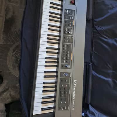 Roland V Combo VR700 2014 - Alluminium