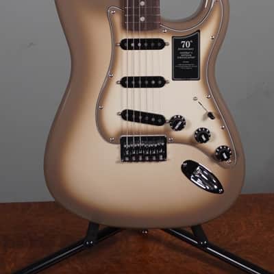 Fender 70th Anniversary Antigua Stratocaster, Rosewood Fingerboard, Antigua w/ Vintage Style Black HSC image 2