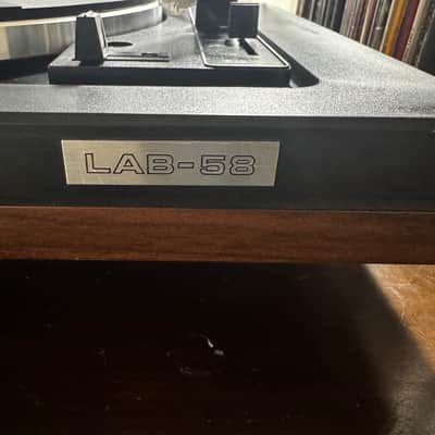 Vintage Realistic Lab 58 Turntable. Restored. image 3