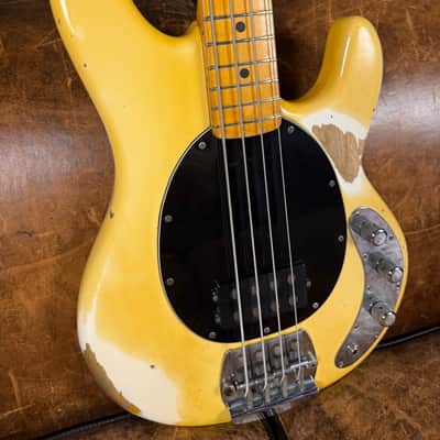 Music Man Stingray Bass 1978 - Blonde - OHSC image 3