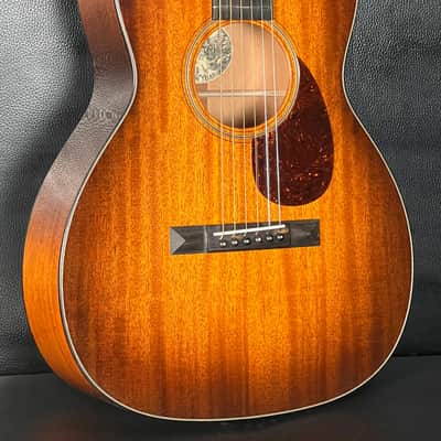 Collings 001 Sunburst 2026 - Gloss image 1