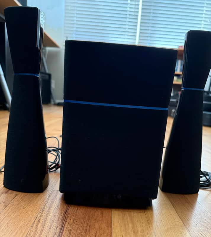 Edifier M3200A 2.1 speaker system - 2000s