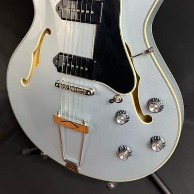 Eastman T64-T-IBM Thinline Hollowbody Electric Guitar Iced Blue Metallic w/ Gig Bag image 4