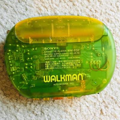 Sony WM-EQ2 [COLLECTIBLE] Walkman Cassette Player, Super Rare Green, NEAR MINT Working Shape !! image 9
