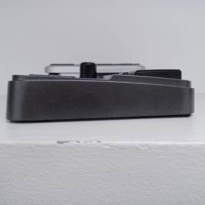 NuX MG-100 Multi-Effect Unit 2010s - Silver image 11