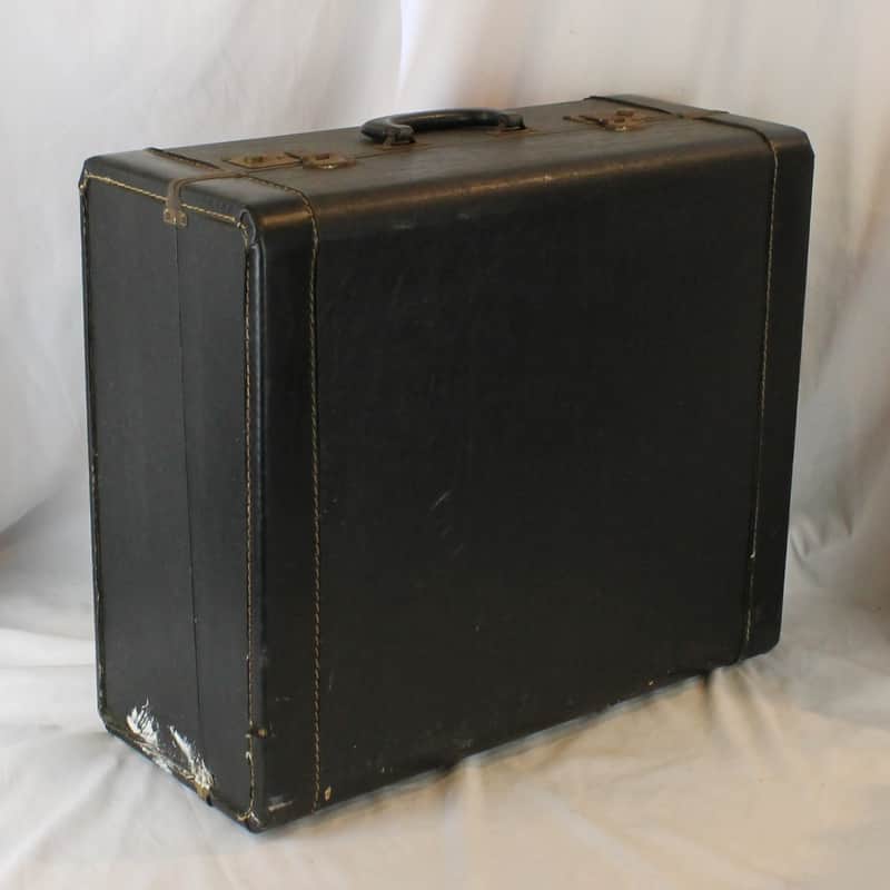 Italian Black Hard Case for Accordion 20" x 17" x 9.25" (50.75cm x 43cm x  23.50cm) image 1
