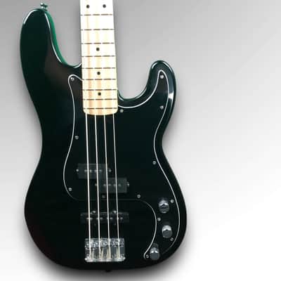 Squier Affinity Precision Bass PJ with Maple Fretboard 2020 - Present - Black image 1