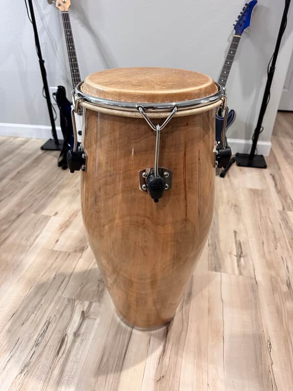 Manito Percucion Quinto Maple tree trunk Wood image 1