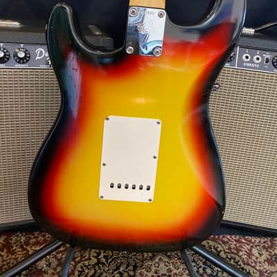 1966 Fender Stratocaster - Sunburst. Excellent Condition. image 4
