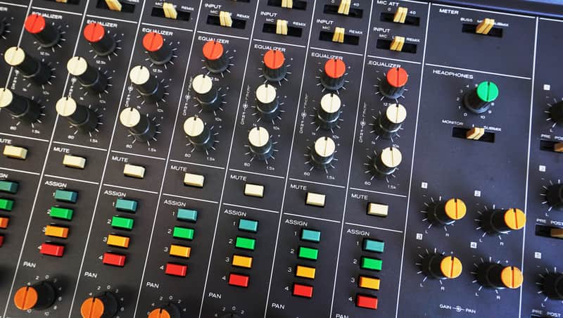Teac Tascam Series M-30 8 Channel Vintage Analogue Mixer - 100V