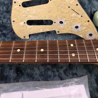 Squire Vintage Modified Pro-Mod Surf-licious Stratocaster Bild 12