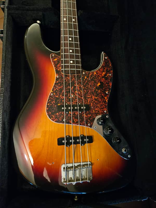 Fender MIJ 62 Jazz Bass - Very Good