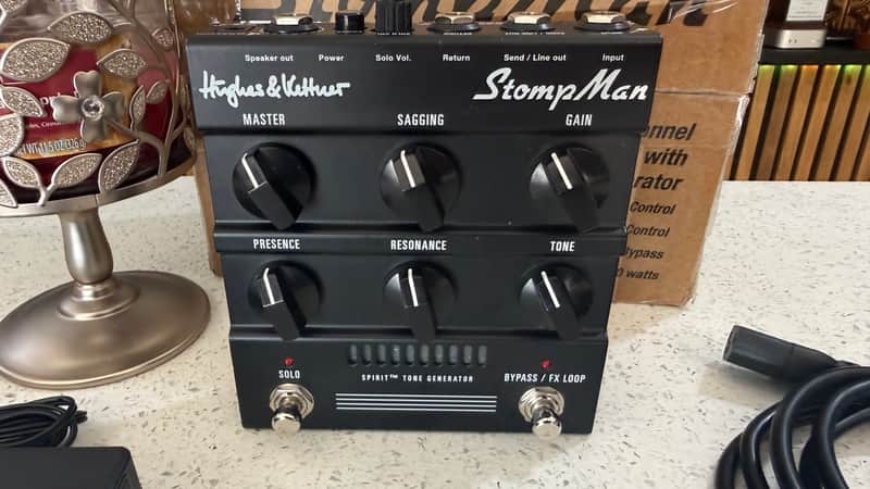 Hughes & Kettner StompMan 50-Watt Pedalboard Guitar Amp