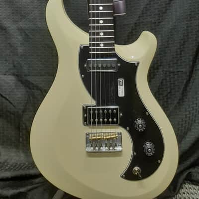 PRS S2 Vela Satin image 2