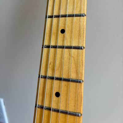Fender Stratocaster MIJ 1984-1987 – Sunburst / Maple – System I Tremolo + Fender Hardshell Case image 5