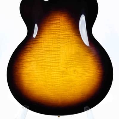 Heritage Eagle Classic Original Sunburst image 8