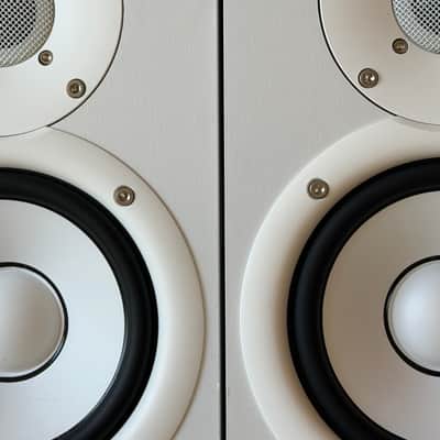 Yamaha HS5 2025 - White image 2