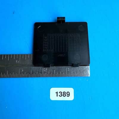 BEHRINGER UMX610 U-Control MIDI Keyboard Parts: Battery Cover Door image 5