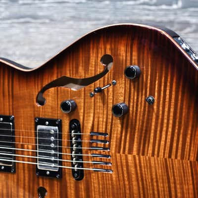 Godin Flat Five 'X' Lightburst High-Gloss Semi-Hollow Electric Guitar w/Case image 7