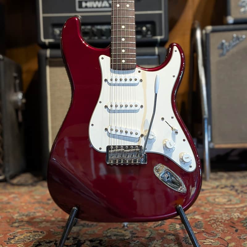 Fender Standard Stratocaster with Rosewood Fretboard 2004 - Midnight Wine image 1