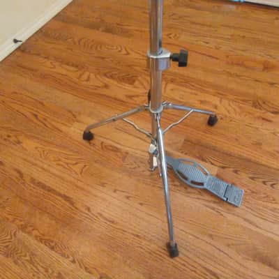 Ludwig Vintage spur lok hi hat stand 1970s original clutch excellent condition image 5