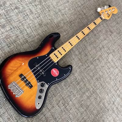 Squier Classic Vibe '70s Jazz Bass 2024 in 3-Color Sunburst image 2