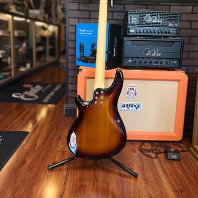 Schecter CV-4 Bass 2010s - 3-Tone Sunburst image 4