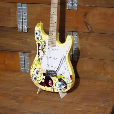SpongeBob Electric Guitar Outfit image 5