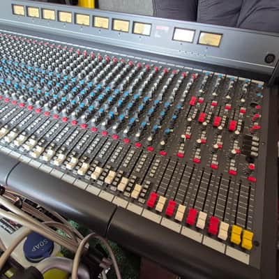 Soundtracs Solo 8 analog console mixer meter bridge 90s image 10