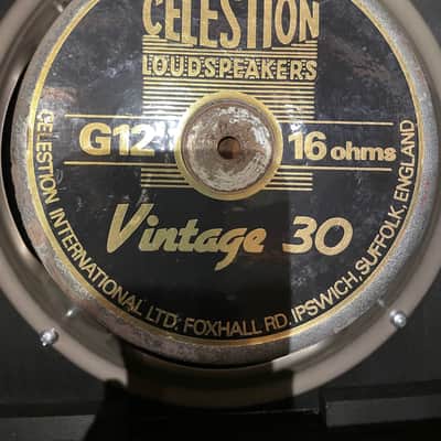 Victory V212-VV Black 2x12" Celestion V30 UK 2000 !! image 4
