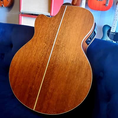 Dean PBCE Acoustic Electric Bass Cutaway Spruce Top image 5