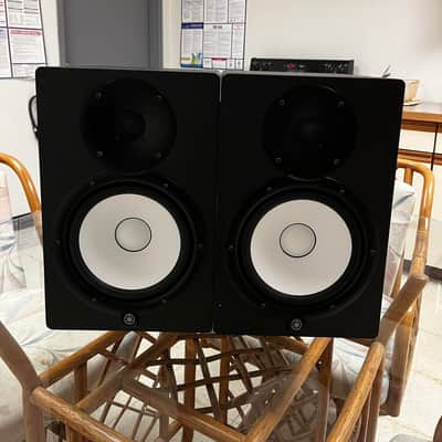 Yamaha HS8 Powered Studio Monitor (Pair) - Black image 1