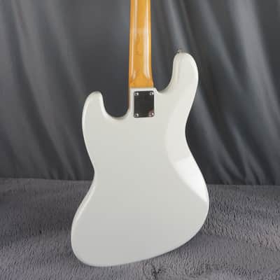 Fender Traditional II 60s Jazz Bass 2022 MIJ Olympic White w/ Rosewood Board image 3