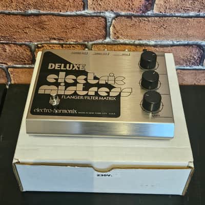 Electro-Harmonix Deluxe Electric Mistress Reissue with 24V Adapter 2008 - 2014 - Silver / Black image 2
