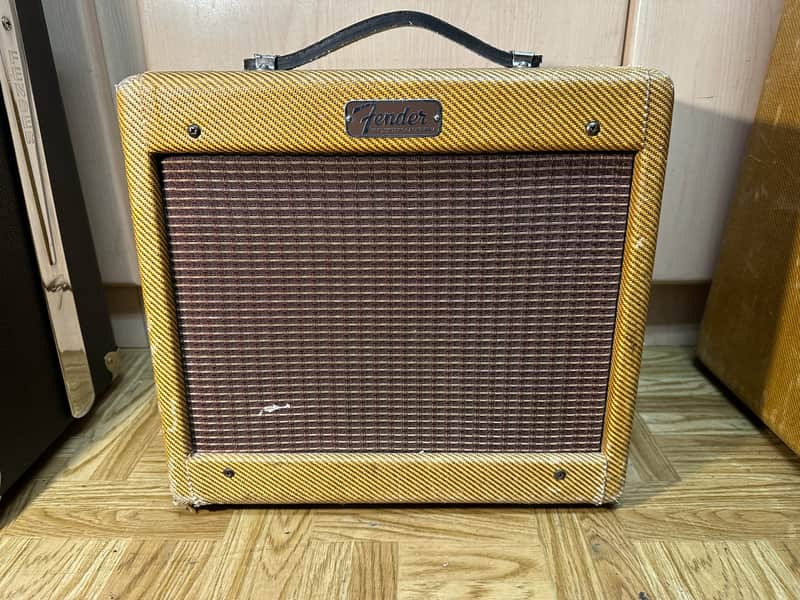 Fender Champ 5F1 Narrow Panel 5-Watt 1x8" Guitar Combo 1958 - 1964 - Tweed image 1