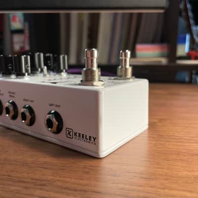 Keeley ECCOS Neo-Vintage Tape Delay - White image 7
