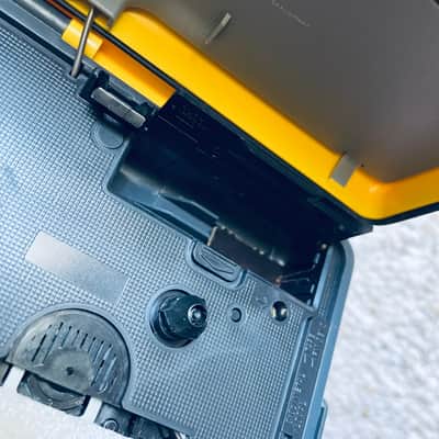 [Full Box] Sony WM-FS393 Walkman Cassette Player, Cute Yellow, New in Box ! image 10