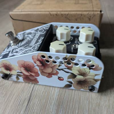 ThorpyFX Hanami Germanium Fuzz 2025 - Present - Black / White image 2