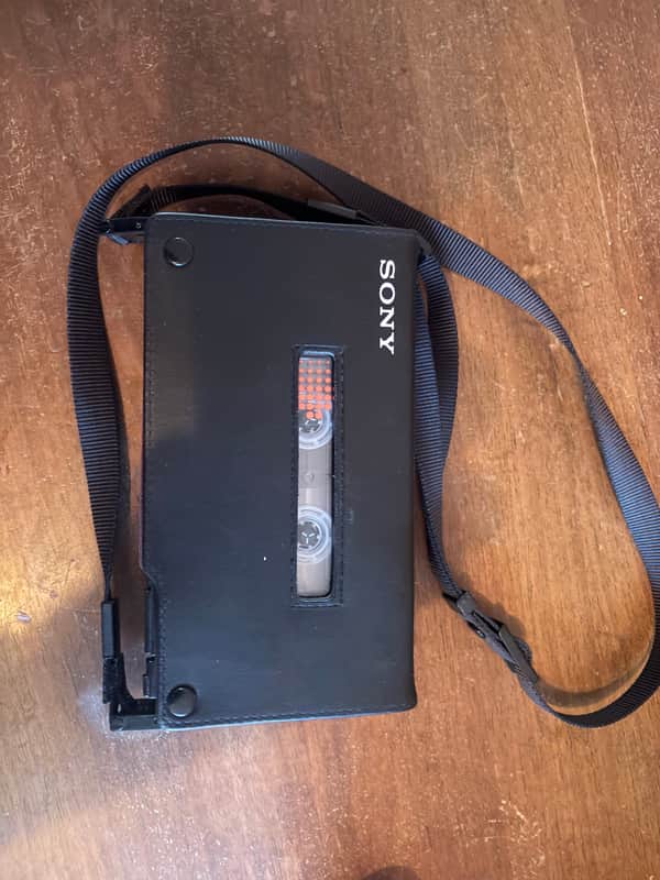 Sony WM-D6C Professional Walkman Portable Stereo Cassette Recorder - Perfect - With OVP, case, strap, microphone, headphones image 1